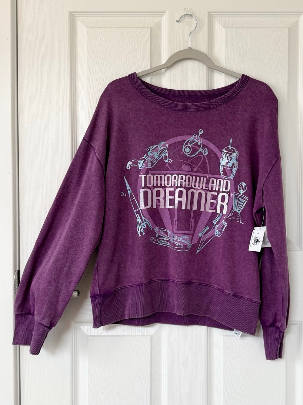 Disney World Parks Tomorrowland Dreamer Purple Graphic Crewneck Sweatshirt NWT - Picture 2 of 7
